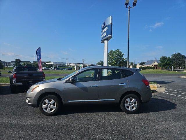 2012 Nissan Rogue S — photo 1 of 3