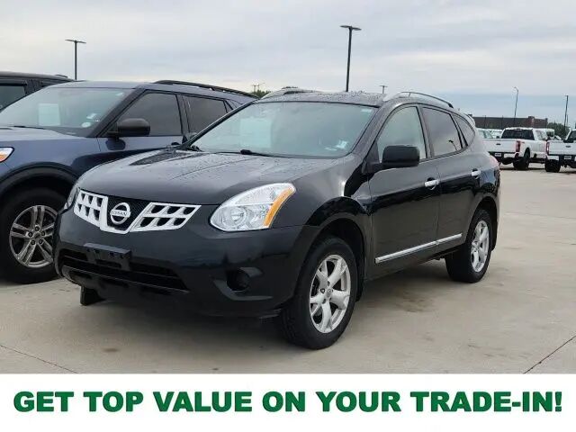 2011 Nissan Rogue S — photo 1 of 3