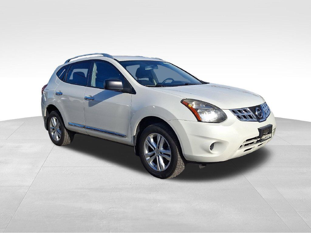 2015 Nissan Rogue Select S — photo 1 of 1
