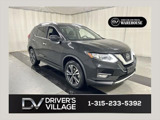 2020 Nissan Rogue S — photo 1 of 13