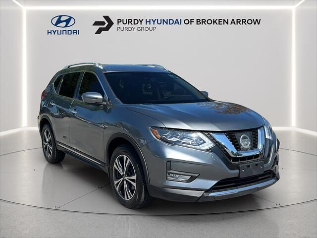 2017 Nissan Rogue SL