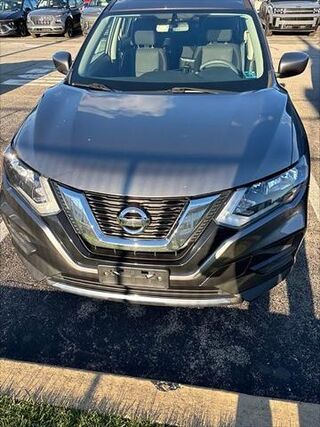 2017 Nissan Rogue S — photo 1 of 13