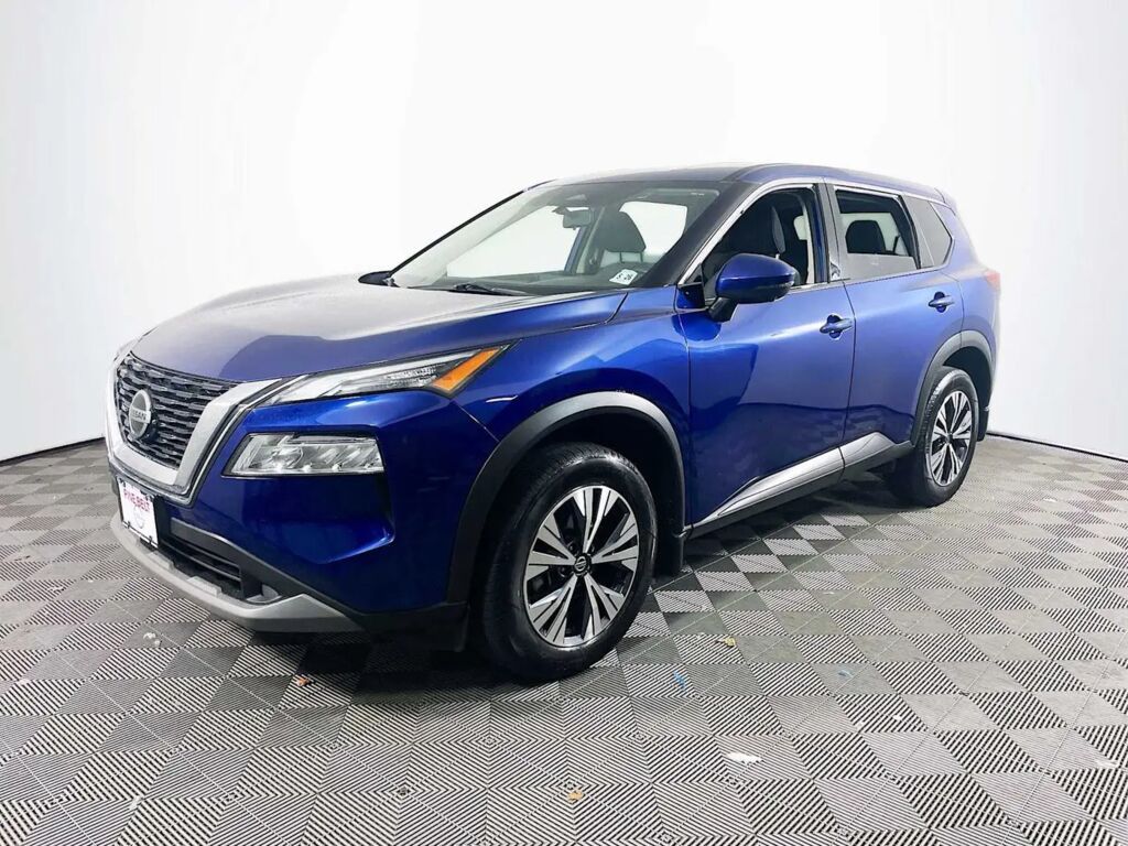 2021 Nissan Rogue SV — photo 1 of 13