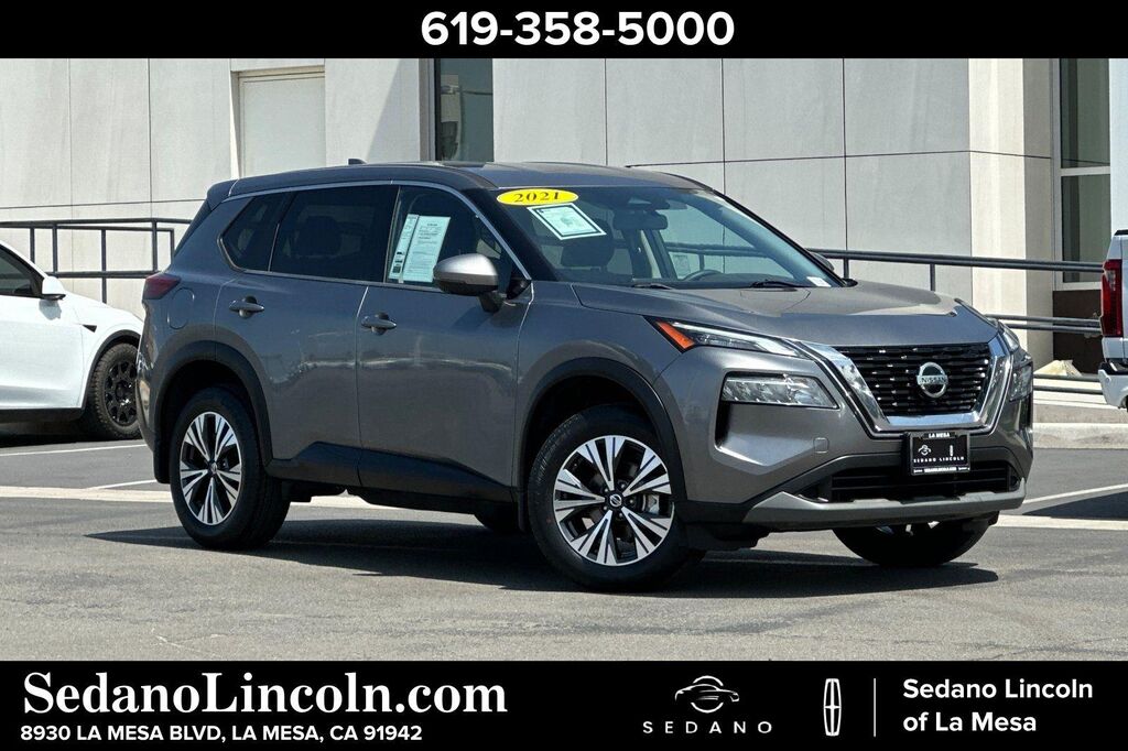 2021 Nissan Rogue SV — photo 1 of 14