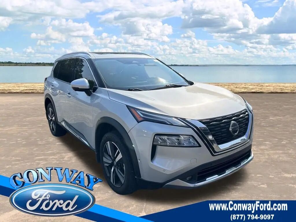 2021 Nissan Rogue Platinum — photo 1 of 13