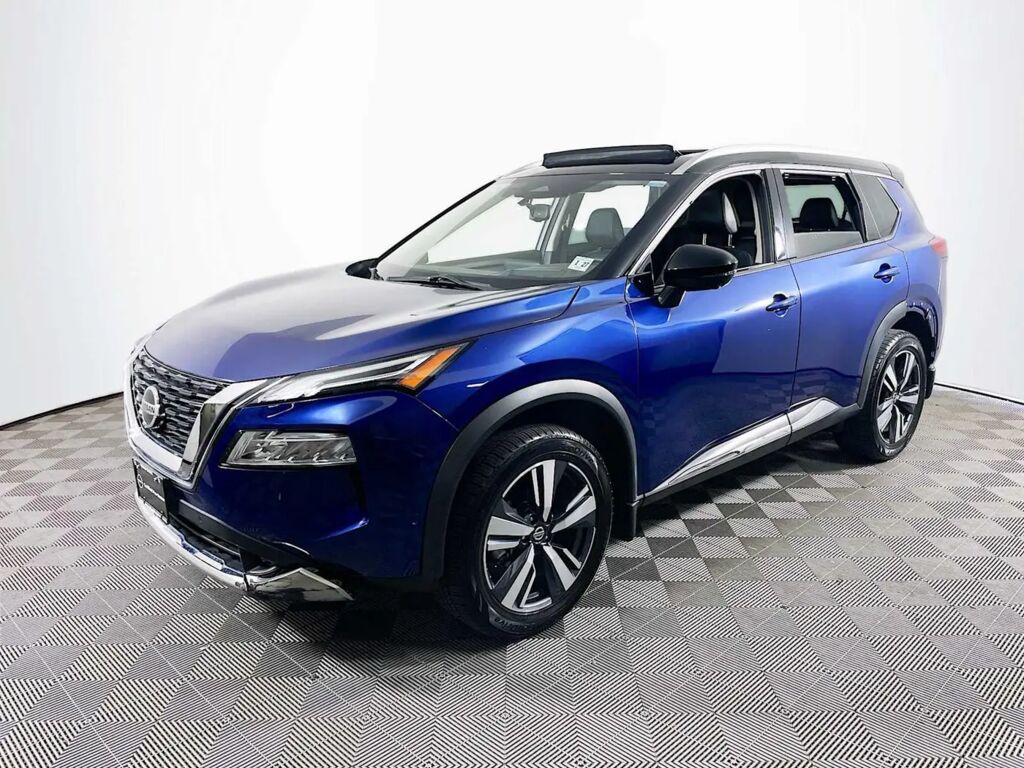 2021 Nissan Rogue Platinum — photo 1 of 13