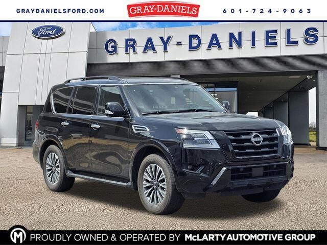 2023 Nissan Armada SL — photo 1 of 23