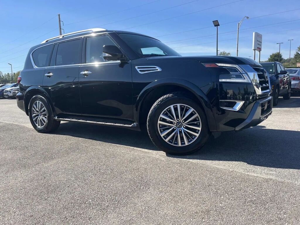 2024 Nissan Armada SL — photo 1 of 13