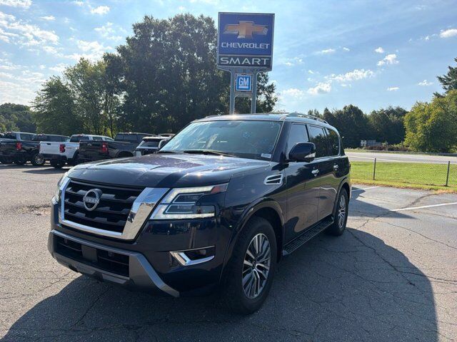 2023 Nissan Armada SL — photo 1 of 19