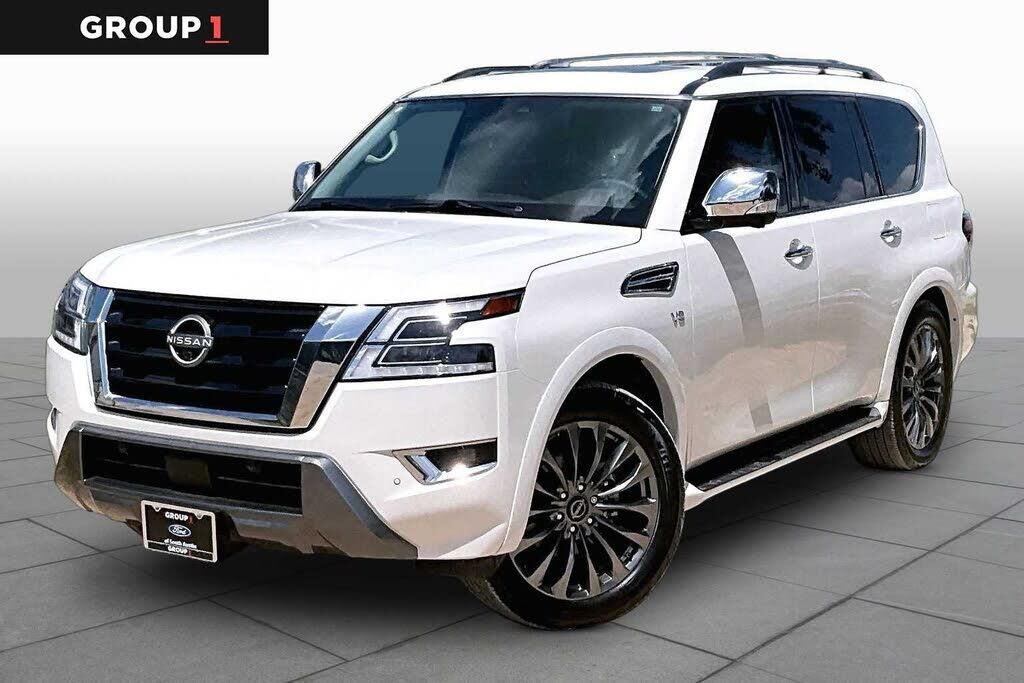 2022 Nissan Armada Platinum — photo 1 of 1