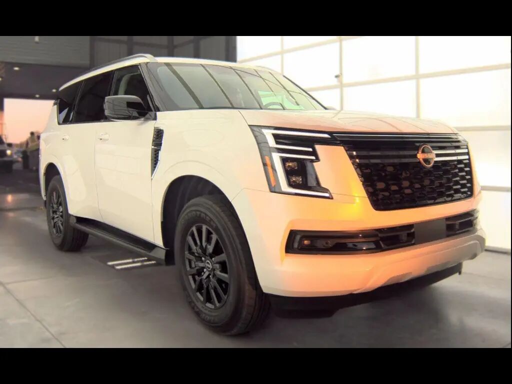 2026 Nissan Armada SV — photo 1 of 7