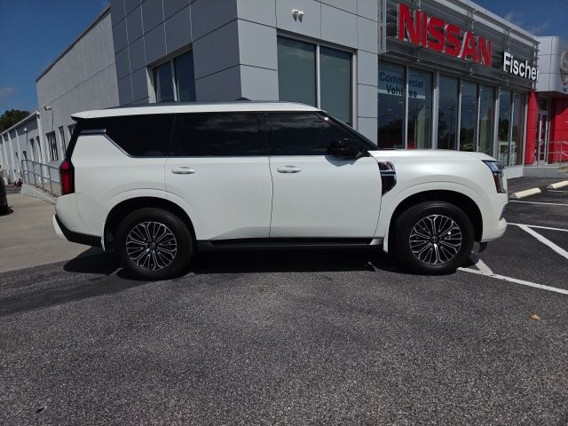 2025 Nissan Armada Platinum — photo 1 of 12