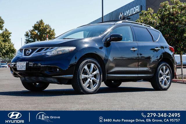 2012 Nissan Murano LE — photo 1 of 13