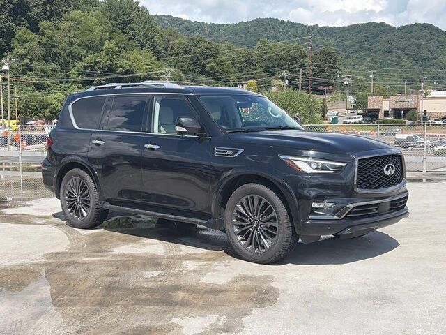 2024 INFINITI QX80 Premium Select