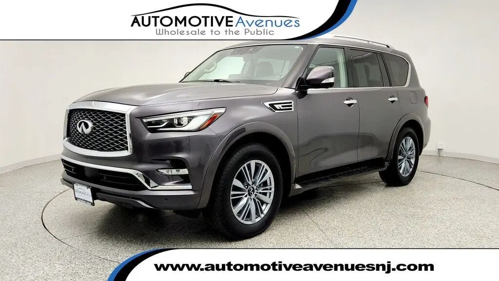 2024 INFINITI QX80 Luxe — photo 1 of 26