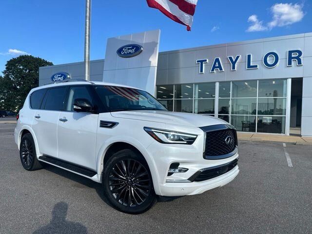 2023 INFINITI QX80 Premium Select — photo 1 of 26