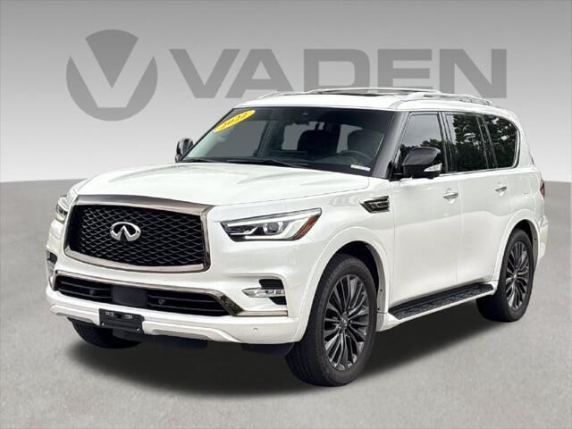 2022 INFINITI QX80 Premium Select