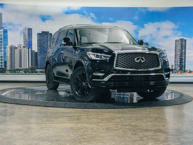 2023 INFINITI QX80 Luxe — photo 1 of 13