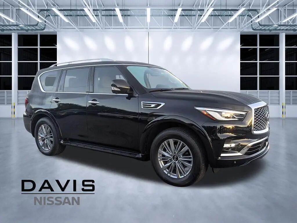 2024 INFINITI QX80 Luxe — photo 1 of 1
