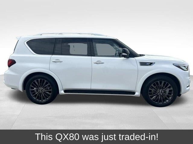 2021 INFINITI QX80 Premium Select — photo 1 of 2