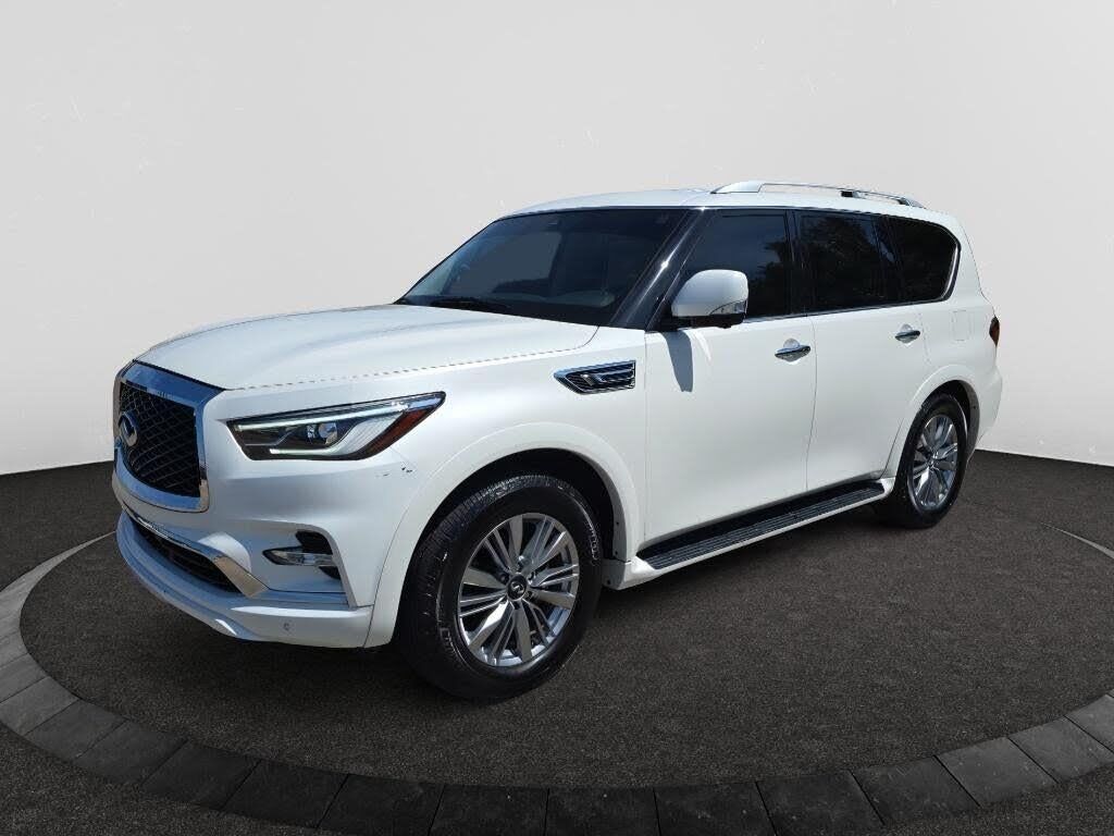 2021 INFINITI QX80 Luxe — photo 1 of 1