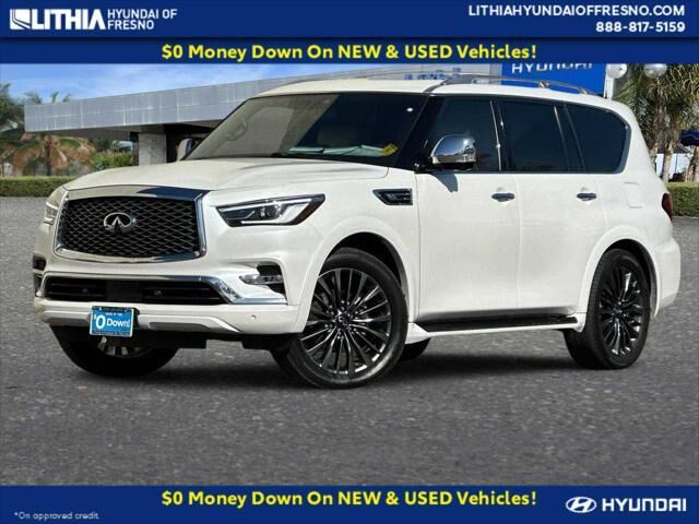 2022 INFINITI QX80 Sensory — photo 1 of 13
