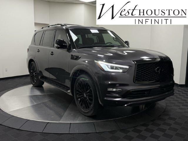 2023 INFINITI QX80 Sensory — photo 1 of 13