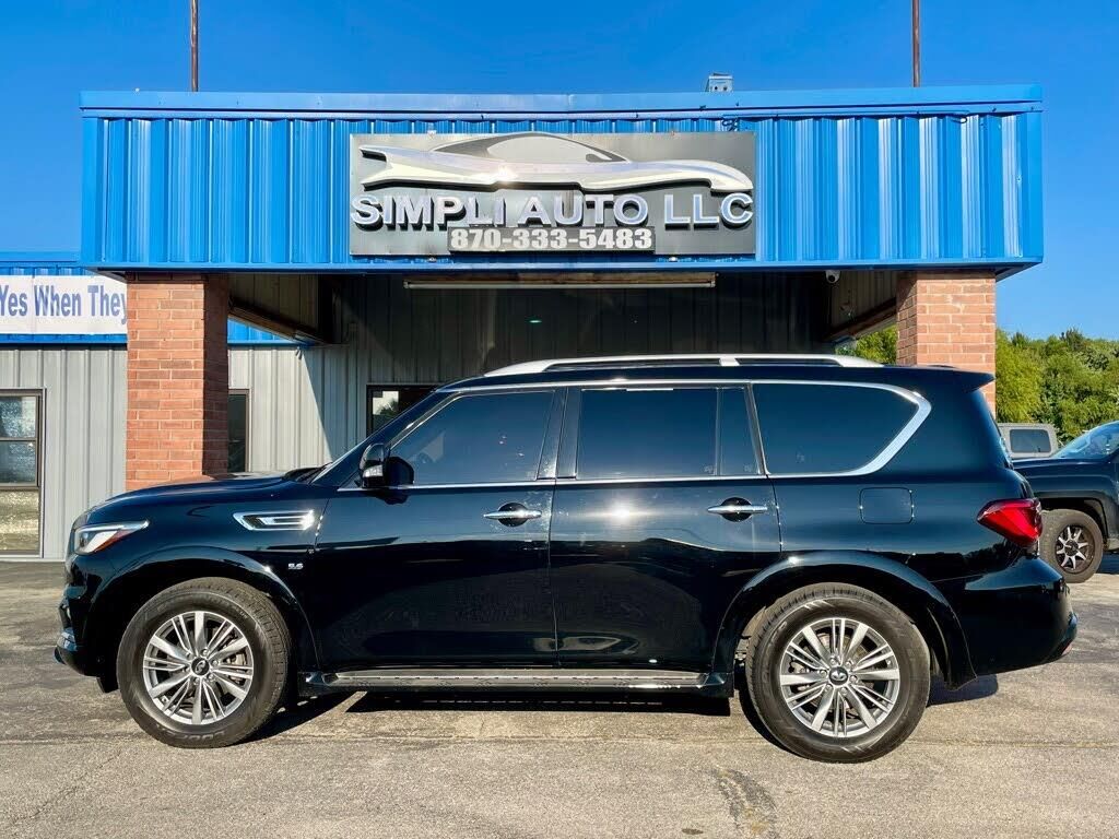 2020 INFINITI QX80 Luxe — photo 1 of 1