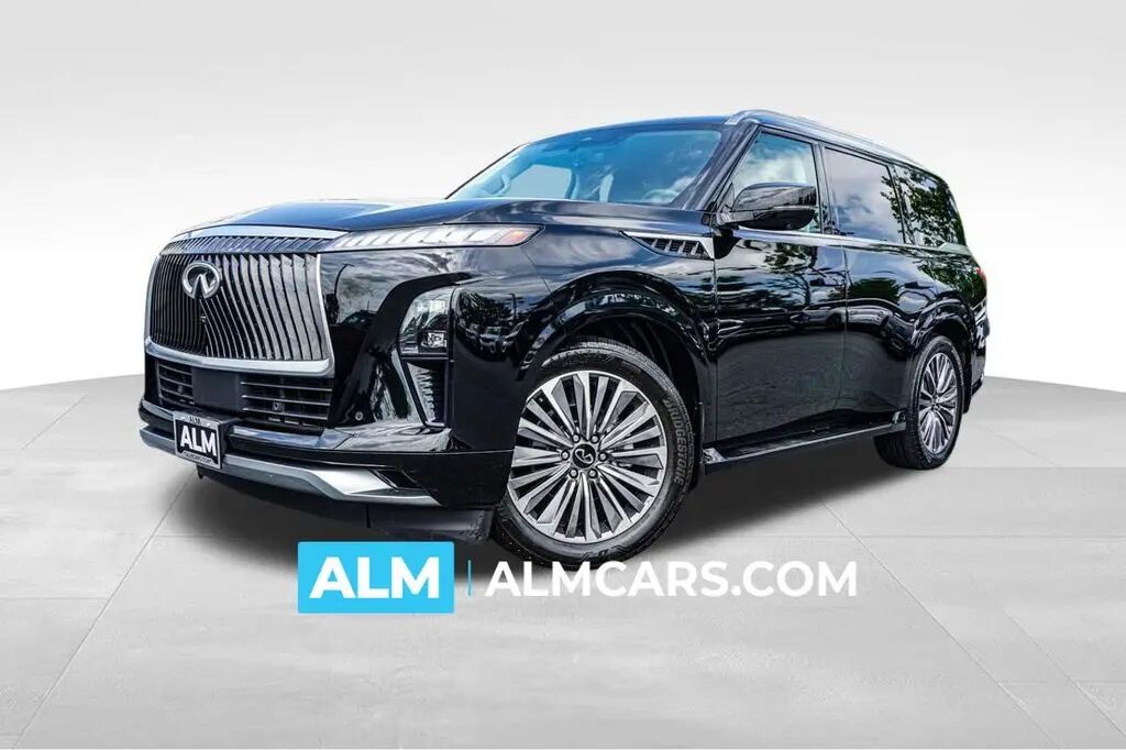 2025 INFINITI QX80 Luxe — photo 1 of 21