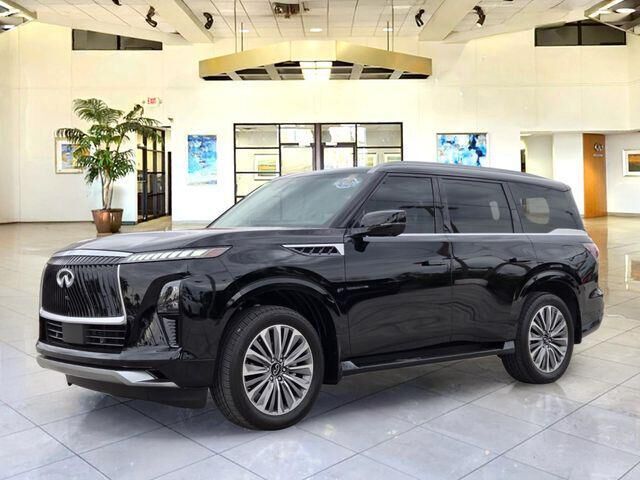 2026 INFINITI QX80 Luxe — photo 1 of 16