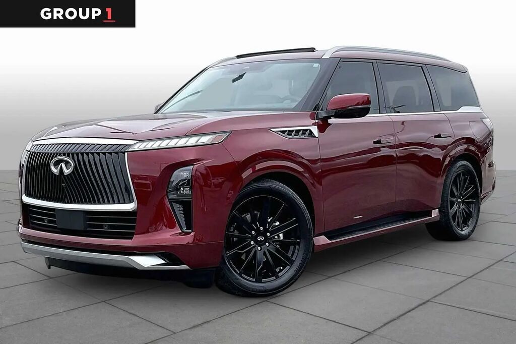 2025 INFINITI QX80 Luxe — photo 1 of 26