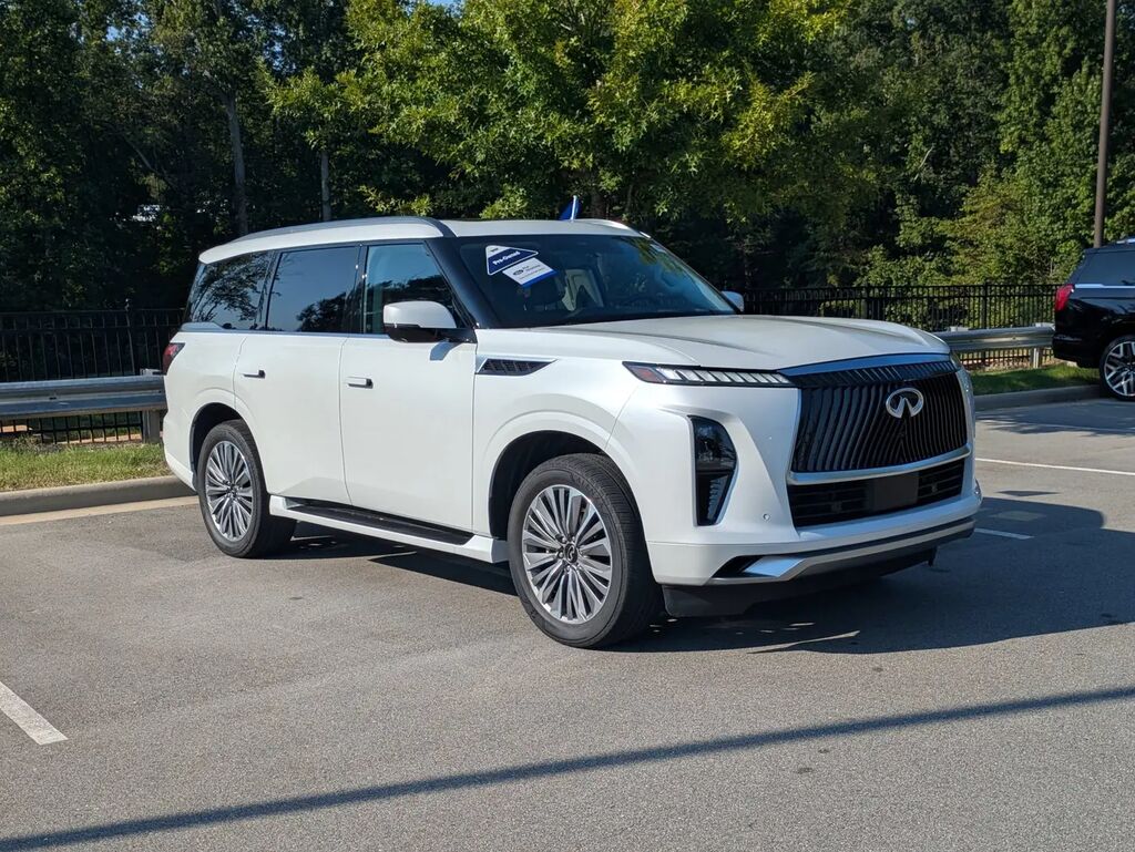 2025 INFINITI QX80 Sensory — photo 1 of 14