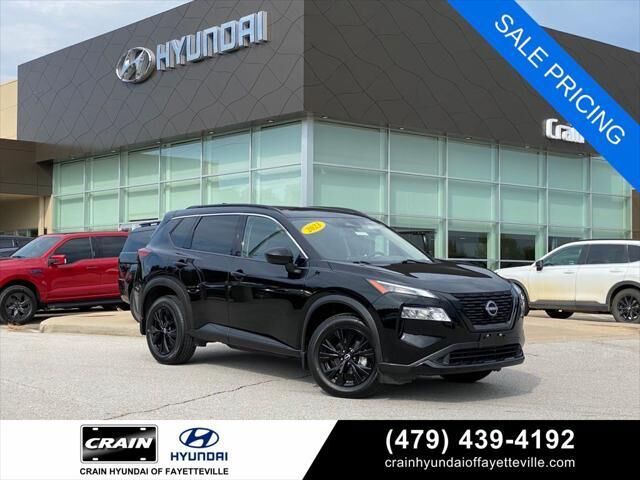 2023 Nissan Rogue SV — photo 1 of 39