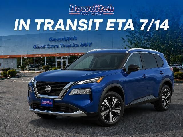2024 Nissan Rogue SV — photo 1 of 2