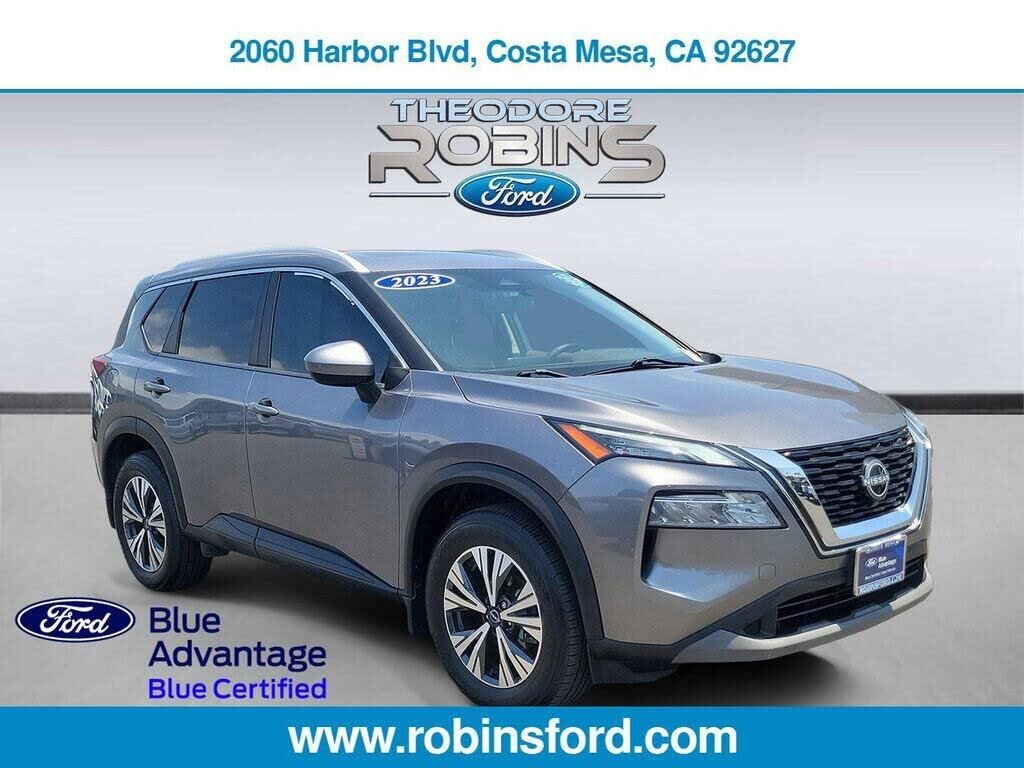 2023 Nissan Rogue SV — photo 1 of 1
