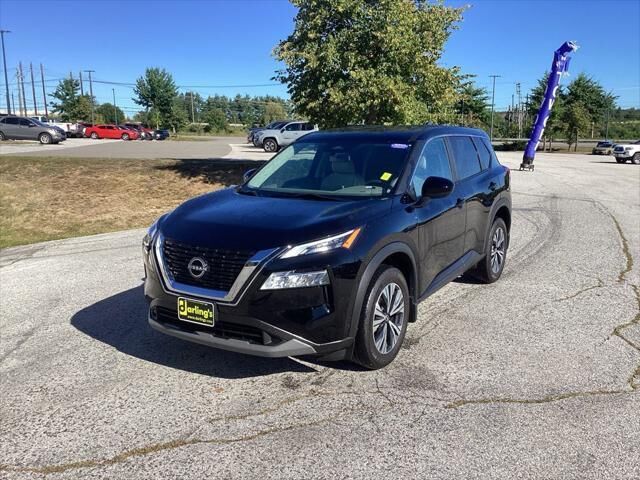 2023 Nissan Rogue SV — photo 1 of 5