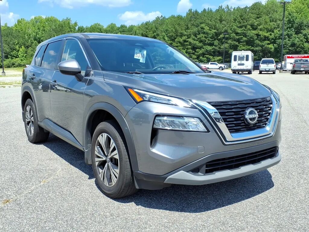 2023 Nissan Rogue SV — photo 1 of 13