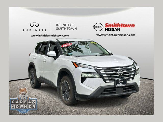 2025 Nissan Rogue SV — photo 1 of 14