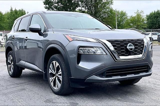 2023 Nissan Rogue SV — photo 1 of 13