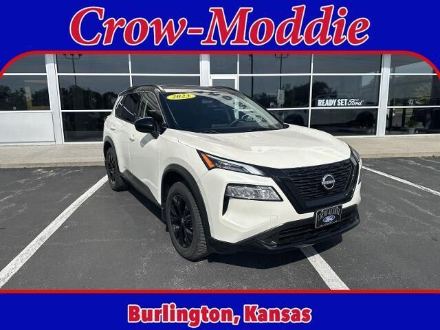 2023 Nissan Rogue SV — photo 1 of 13