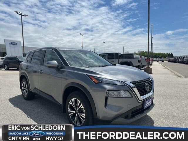 2023 Nissan Rogue SV — photo 1 of 13