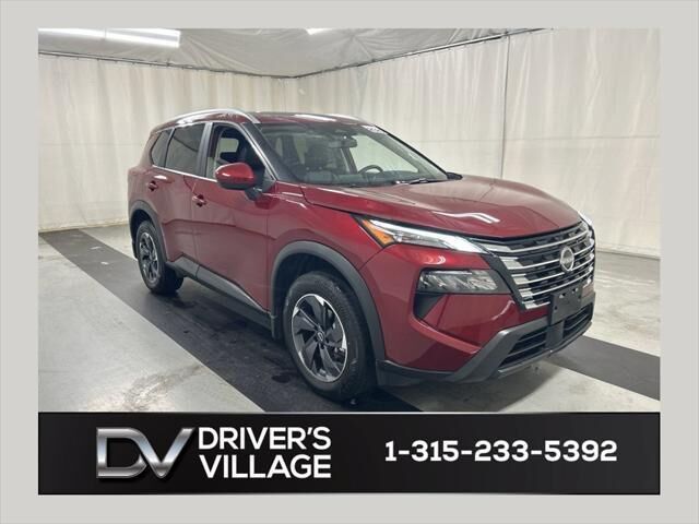 2025 Nissan Rogue SV — photo 1 of 13