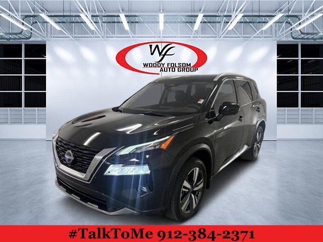 2023 Nissan Rogue SL — photo 1 of 12