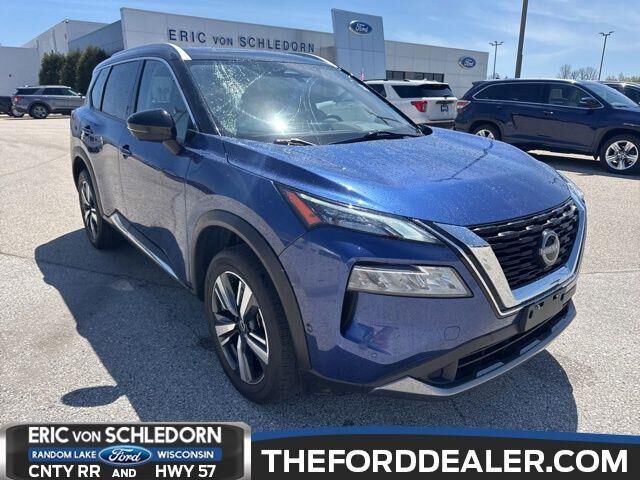 2023 Nissan Rogue SL — photo 1 of 26