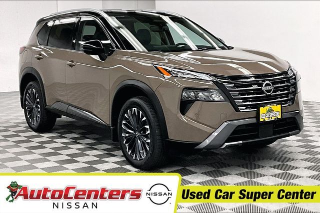 2025 Nissan Rogue SL — photo 1 of 12