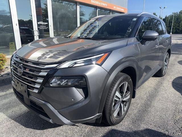 2025 Nissan Rogue SL