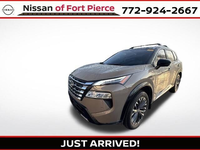 2025 Nissan Rogue Platinum