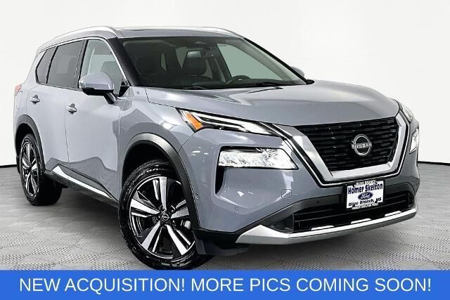 2023 Nissan Rogue Platinum — photo 1 of 26