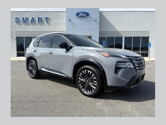 2024 Nissan Rogue Platinum