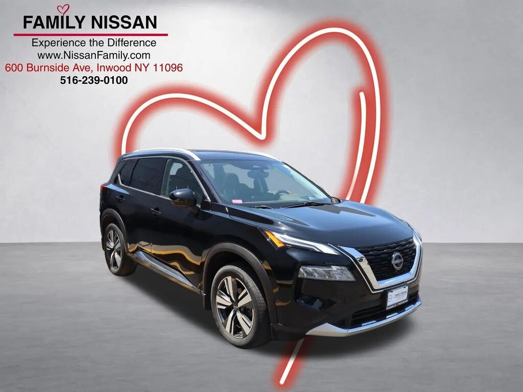 2023 Nissan Rogue Platinum — photo 1 of 13